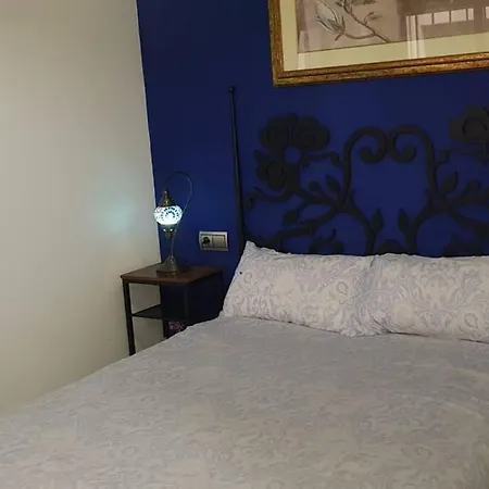 Center Apartment *