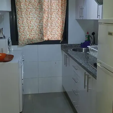 Center Apartment *